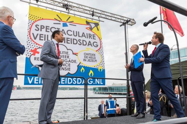 ACM2017_Openingsmoment LVD_Fotografie Maarten Feenstra_rv met naamsvermelding ACM2017_Openingsmoment LVD_Fotografie Maarten Feenstra_rv met naamsvermelding
