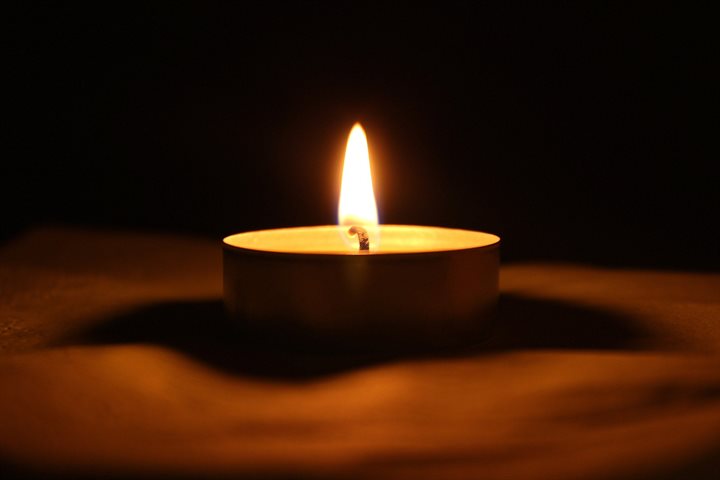 candle-3054412_1920 candle-3054412_1920